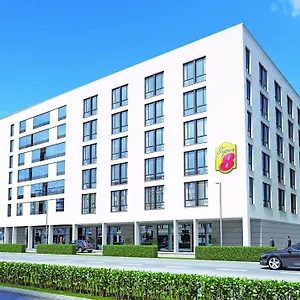 Super 8 By Wyndham West *** Munich